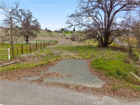 Photo of 400 Park Way, Lakeport, CA 95453 (MLS # LC26023890)