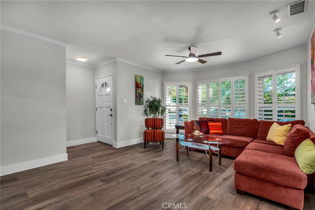 3353 W 168th