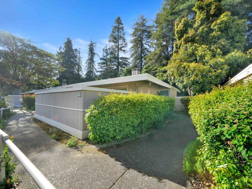 500 W Middlefield Road 170