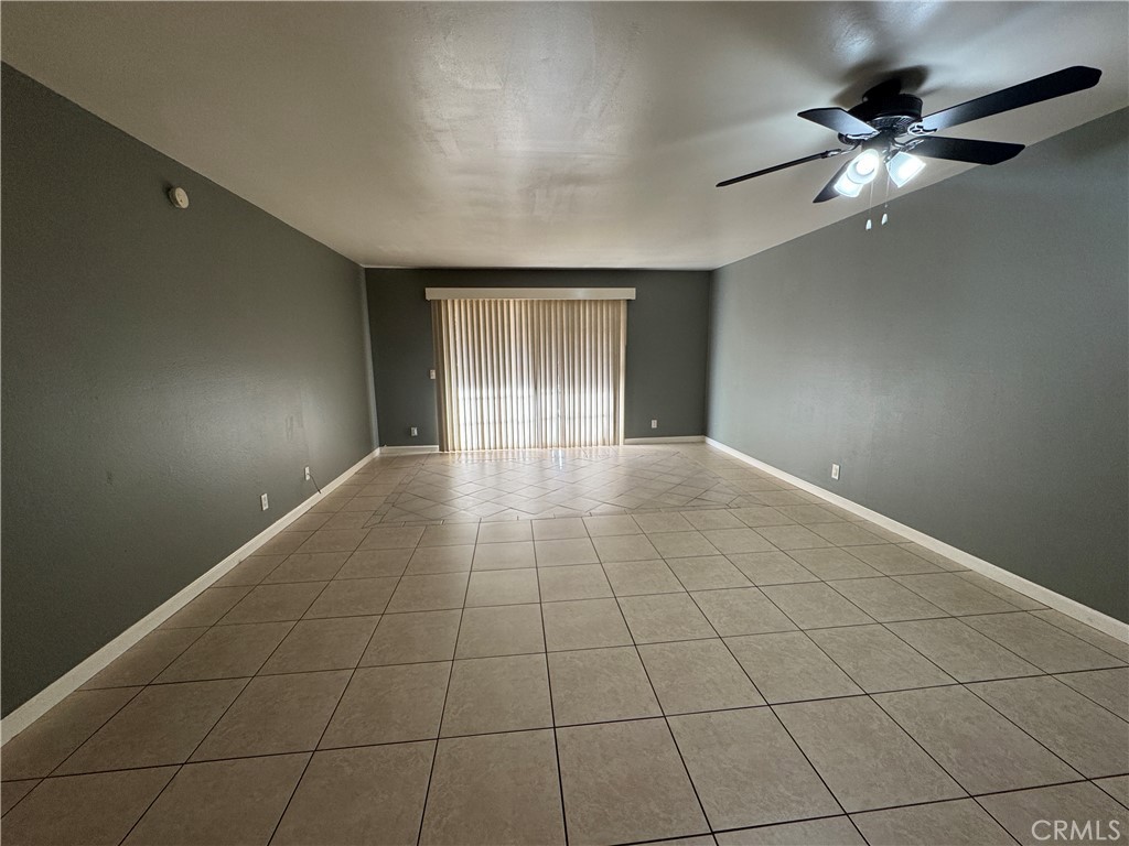 Beautiful Interior lower end level unit, stream view patio, pavel tile floor, 1 bedroom, 1 bath and I carport parking. Laundry hookup is in kitchen. Great location with award wining school.