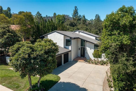 Photo of 4425 Park Alisal, Calabasas, CA 91302 (MLS # SR26206801)