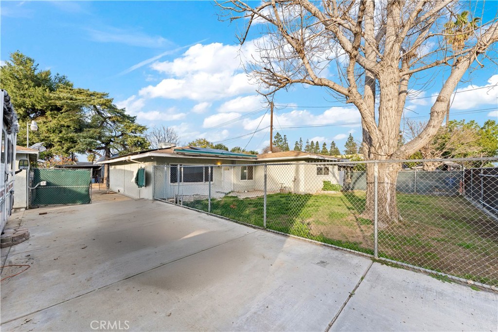 1829 E Elm Street