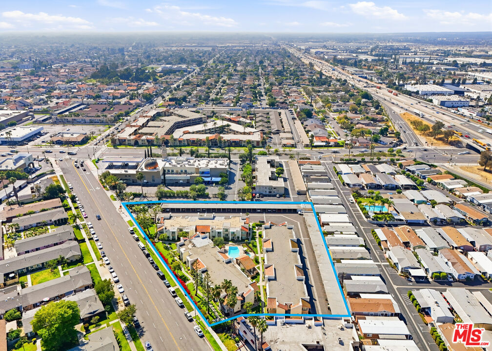 1251 N Placentia Avenue