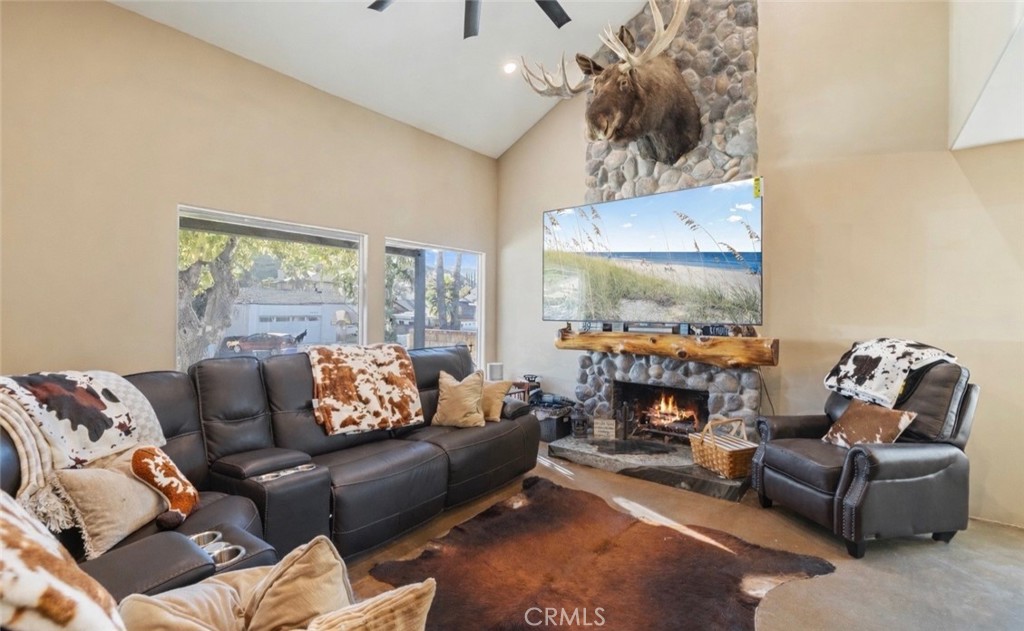 28975 Lotusgarden Dr