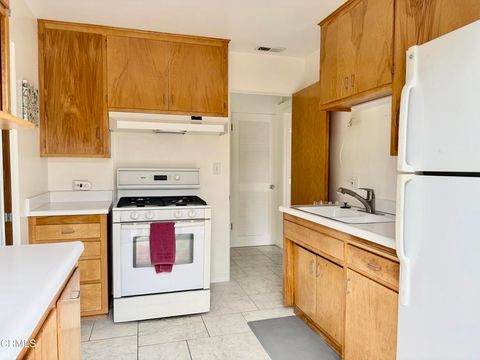 Tiny photo for 2827 Pierpont Boulevard, Ventura, CA 93001 (MLS # V1-36268)