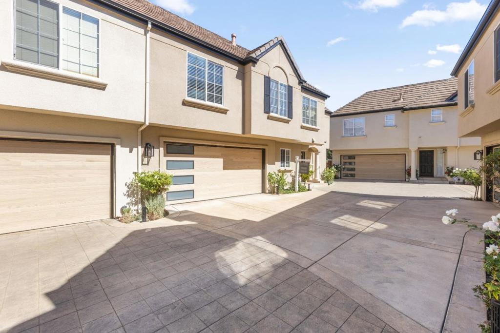 82 Dot Avenue