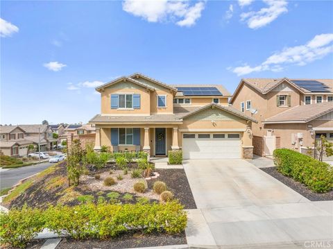 Photo of 11112 Ilama Ct, Corona, CA 92883 (MLS # PW25224302)
