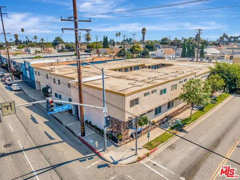 6110 Seville Avenue Huntington Park CA 90255