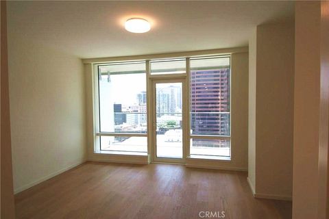 Photo of 877 Francisco Street #1823, Los Angeles, CA 90017 (MLS # CV26086954)