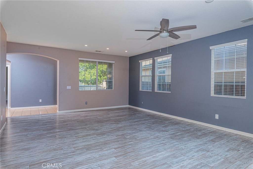 Properties 3 29715 Cottonwood Cove