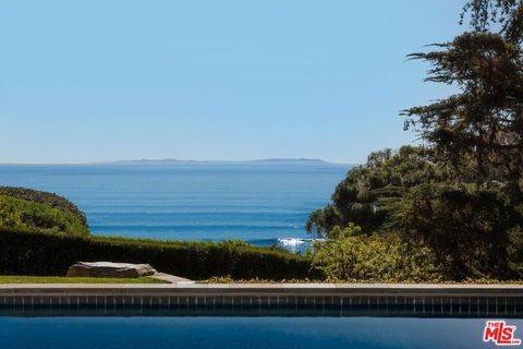 Photo of 6825 Zumirez Drive, Malibu, CA 90265 (MLS # 26646591)
