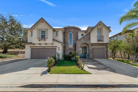 Photo of 5588 California Oak Street, Simi Valley, CA 93063 (MLS # 226004826)