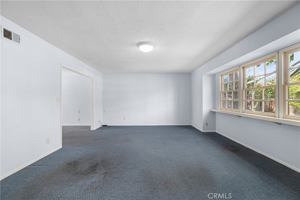 948 W Buffington