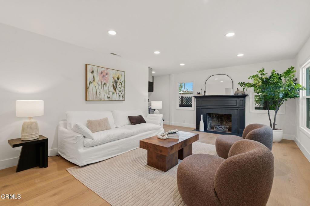 2805 E Del Mar Boulevard