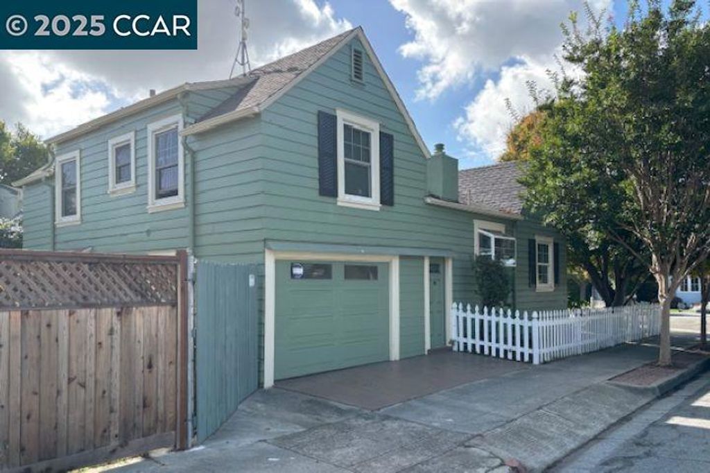 Photo of 500 Pershing Drive Dr, San Leandro, CA 94577 (MLS # 41117020)