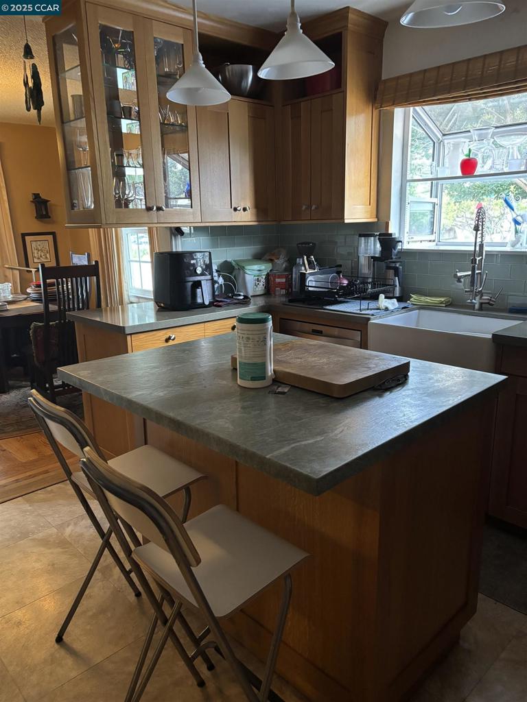 BEST MANOR - Residential