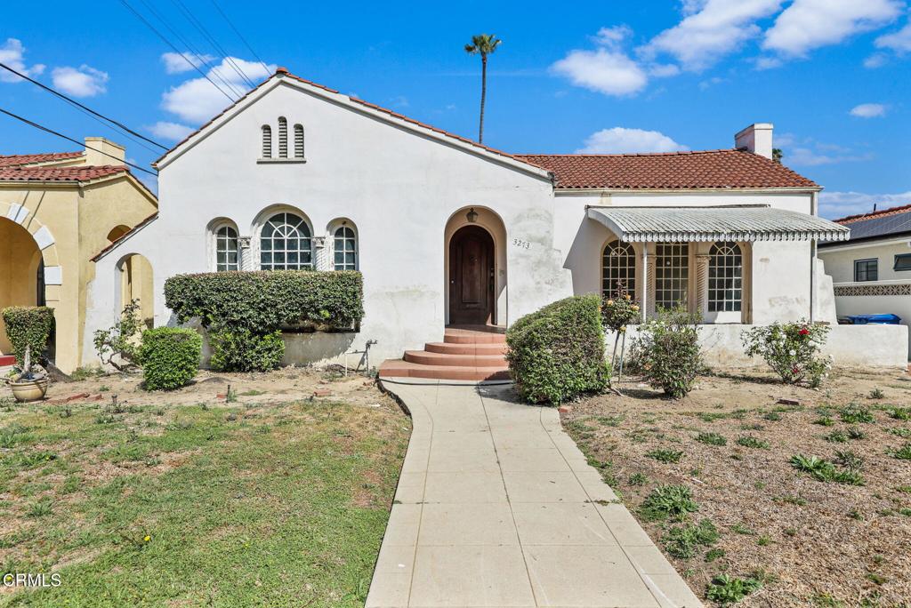 3273 Country Club Drive