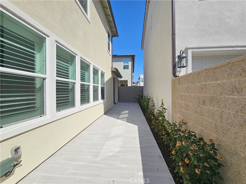 the meadows - Residential Lease
