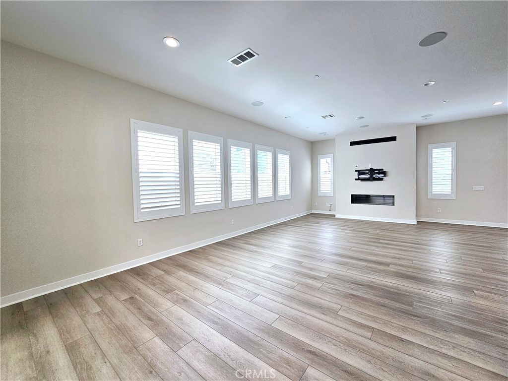 the meadows - Residential Lease
