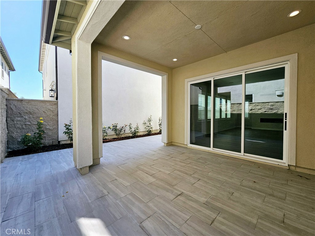 the meadows - Residential Lease