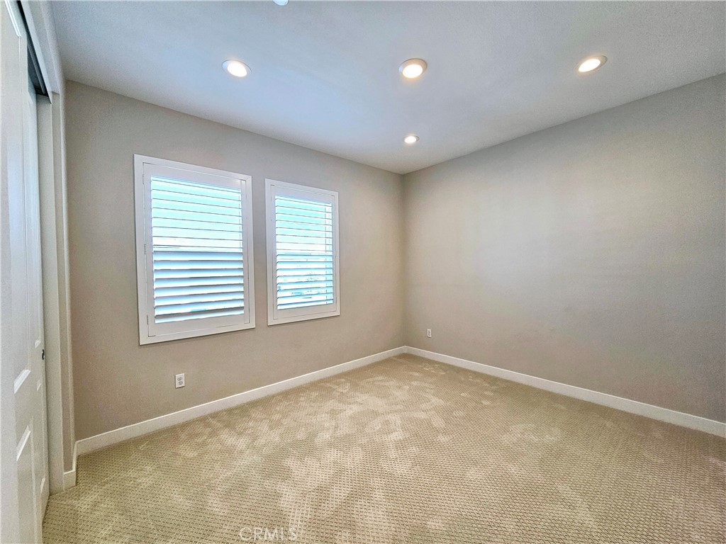 the meadows - Residential Lease