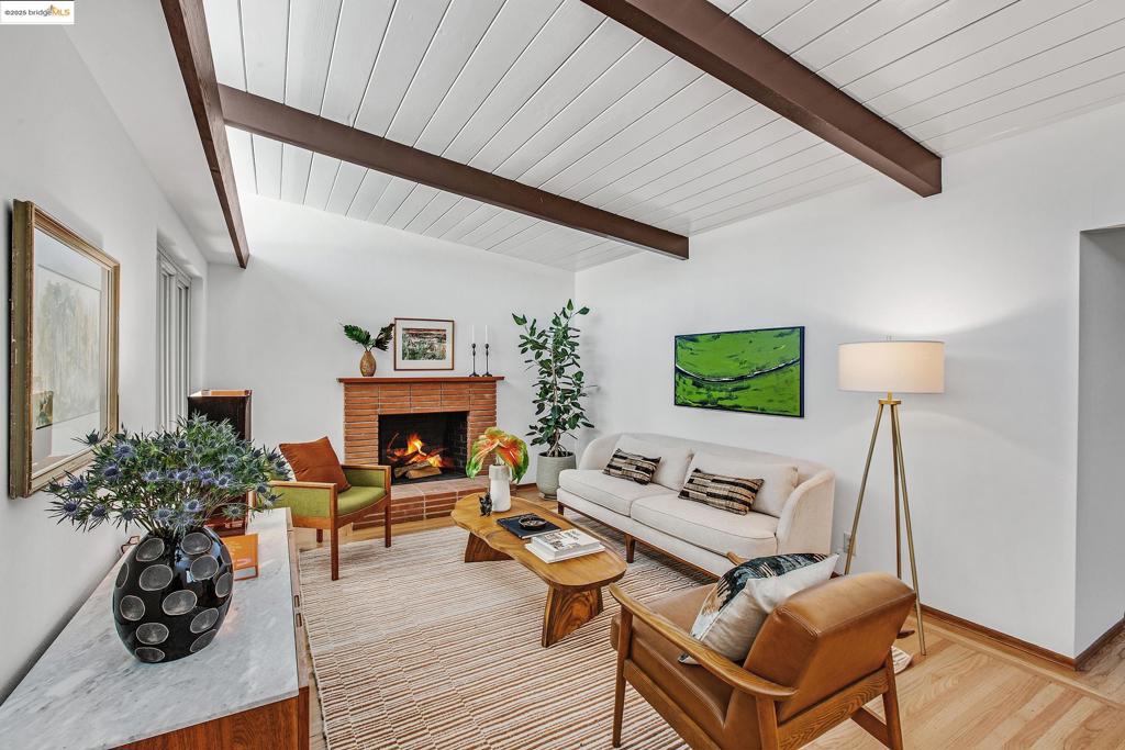 Properties 2 1062 Cornell Ave