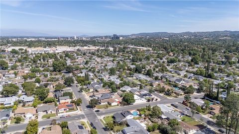 Tiny photo for 23300 Haynes ST, West Hills, CA 91307 (MLS # SR26103013)