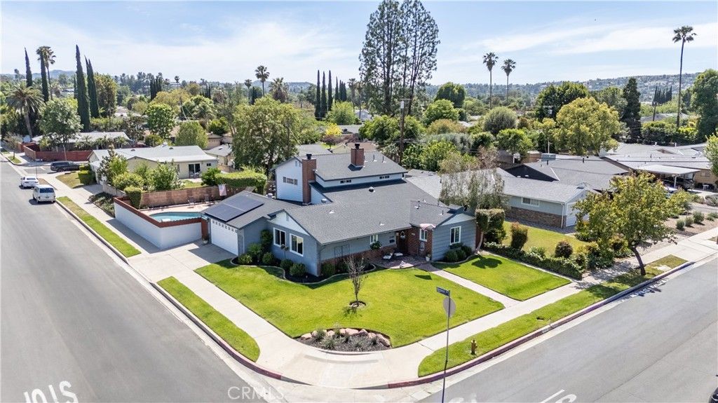 Photo of 23300 Haynes ST, West Hills, CA 91307 (MLS # SR26103013)