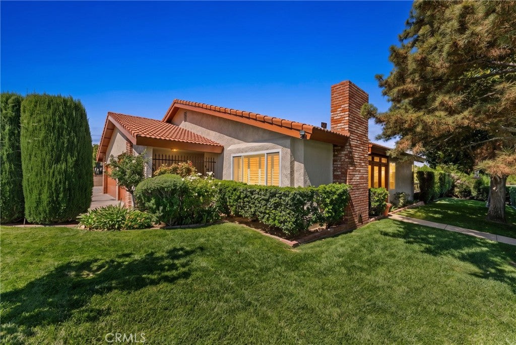 4505 W Avenue M12