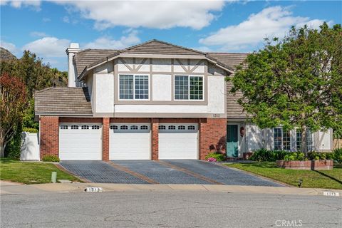 Photo of 1312 Dubonnet Court, Oak Park, CA 91377 (MLS # SR26106932)
