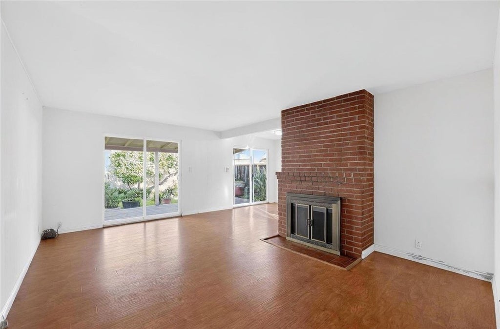 Photo of 1335 Via Faisan #1, San Lorenzo, CA 94580 (MLS # DW26195217)