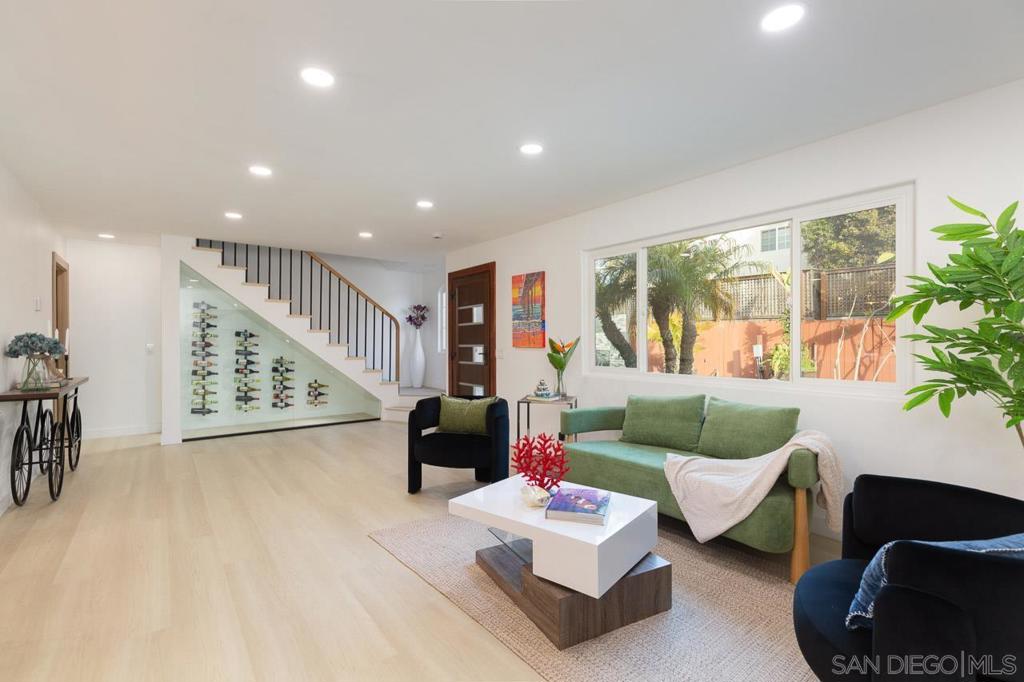 460 Chinquapin Ave.