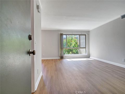 Photo of 291 Sequoia Ct CT, Thousand Oaks, CA 91360 (MLS # SR26102608)