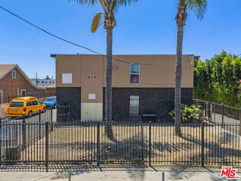 Photo of 634 W 92nd Street, Los Angeles, CA 90044 (MLS # 26868083)