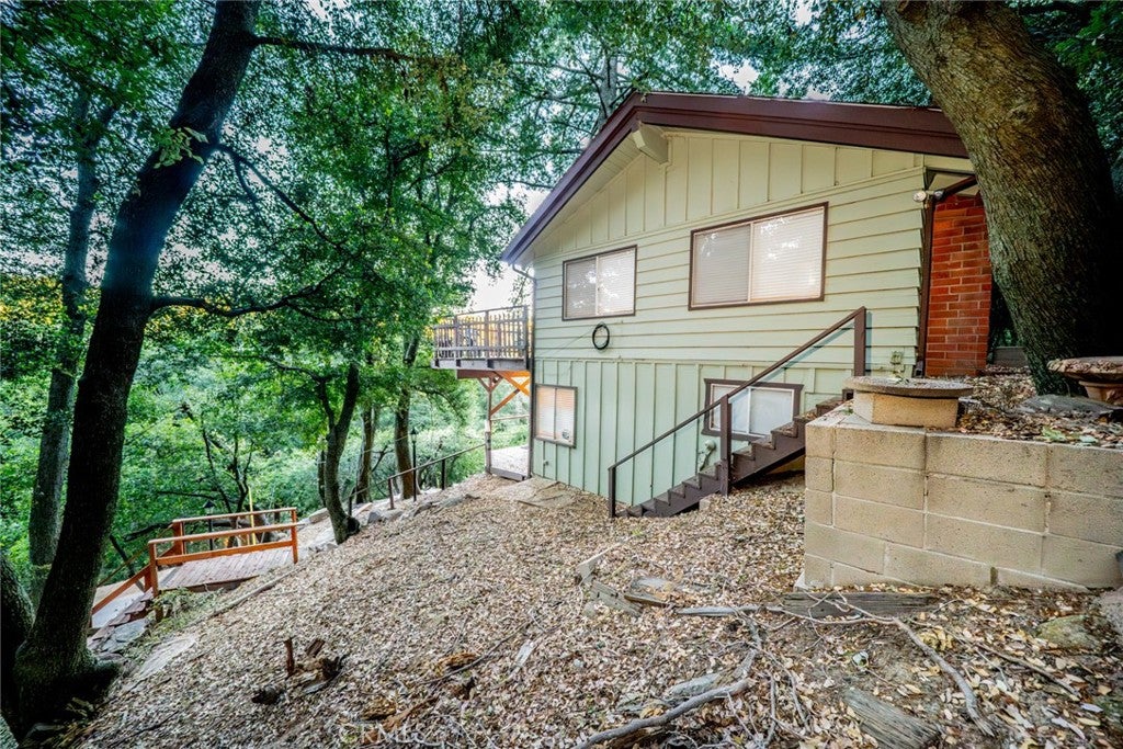 25123 Valle Drive