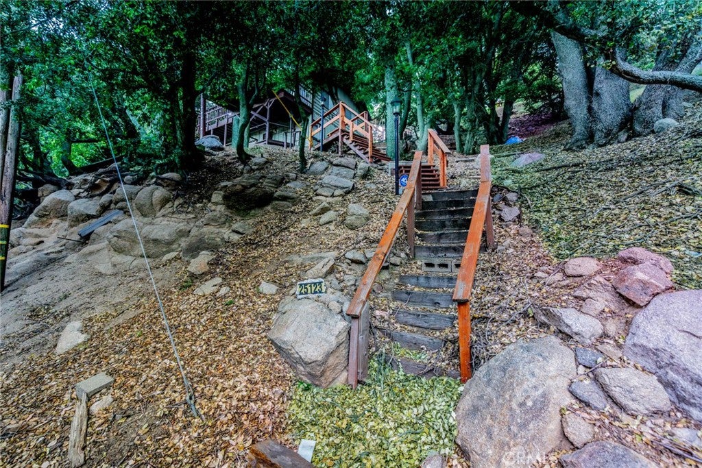 25123 Valle Drive