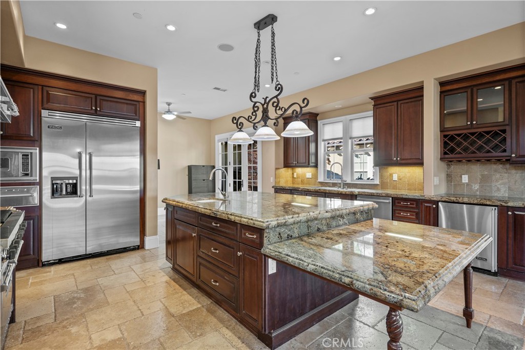 Cotton Hills (COTH) - Residential Lease