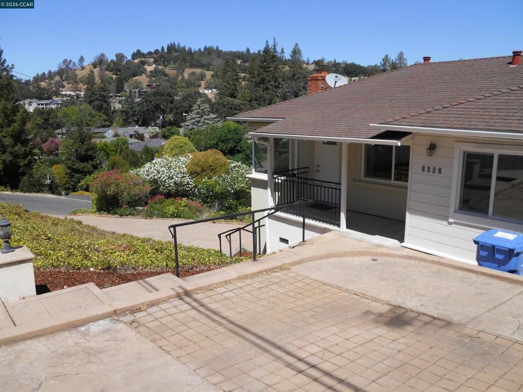 3690 Sundale