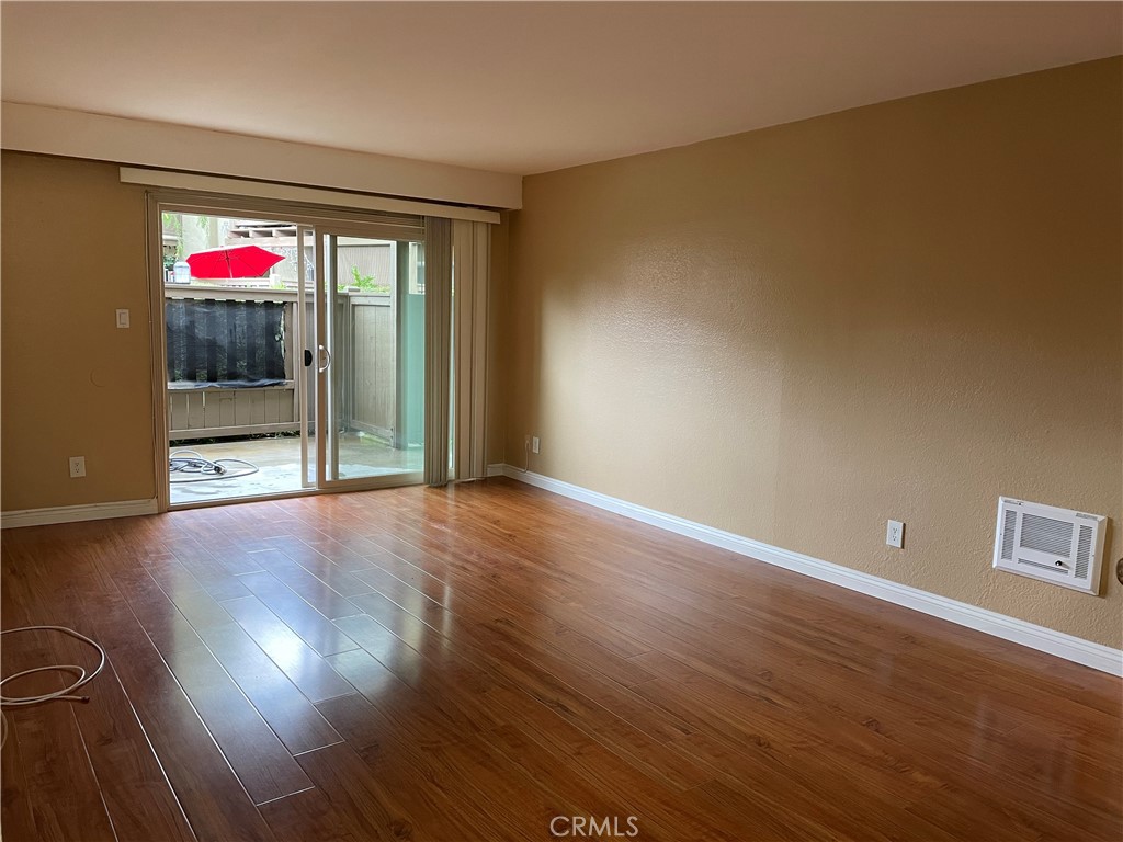 1345 Cabrillo Park Dr. E13