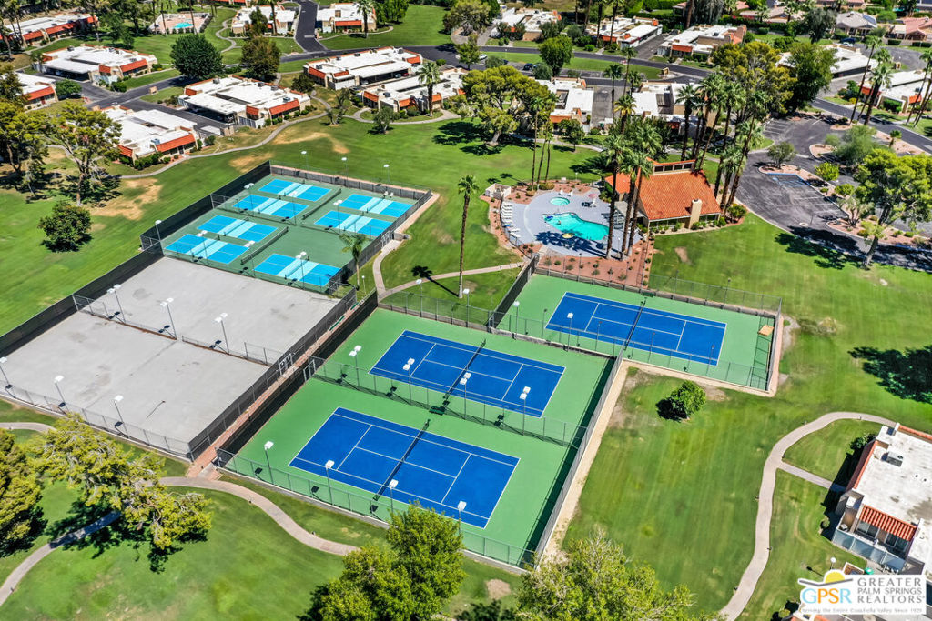 Mountain View Villas - Residential