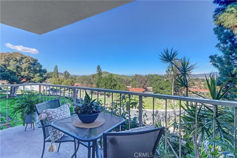 5369 Algarrobo Unit 2D, Laguna Woods, CA 92637 - MLS#: OC26006176