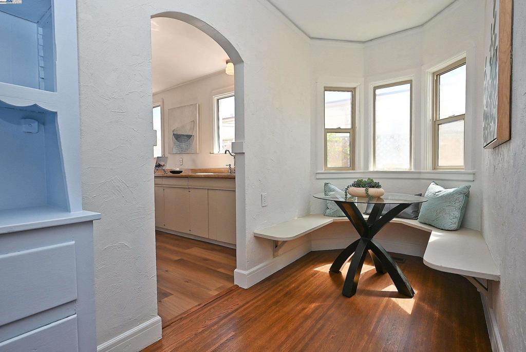 WEST END - Residential