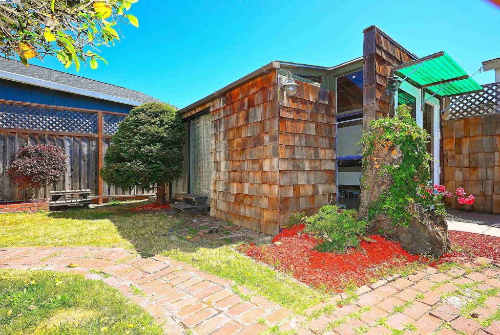 WEST END - Residential