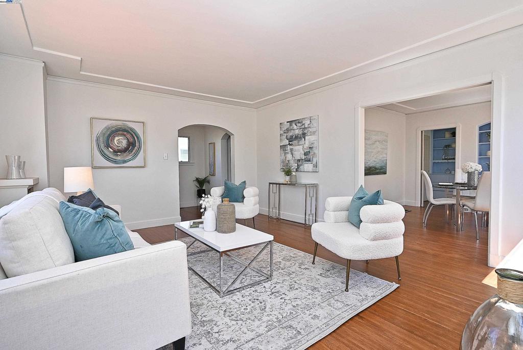 WEST END - Residential