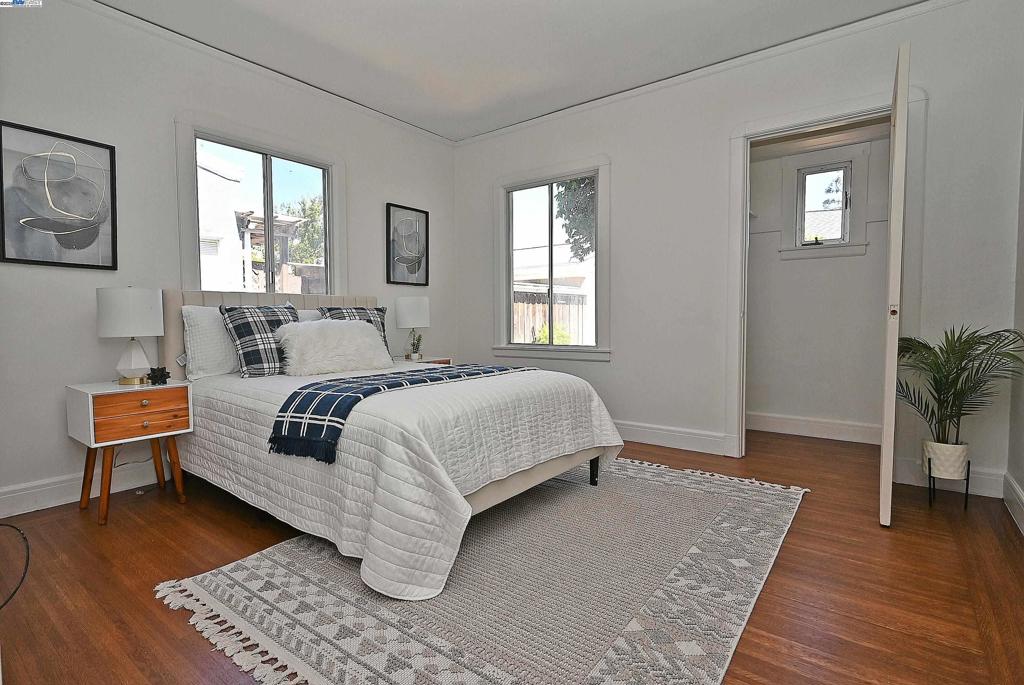 WEST END - Residential