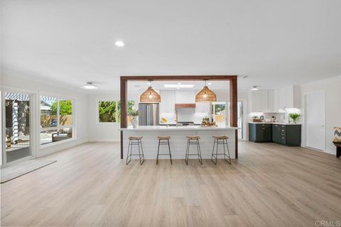 996 Terrace Crest El Cajon CA 92019