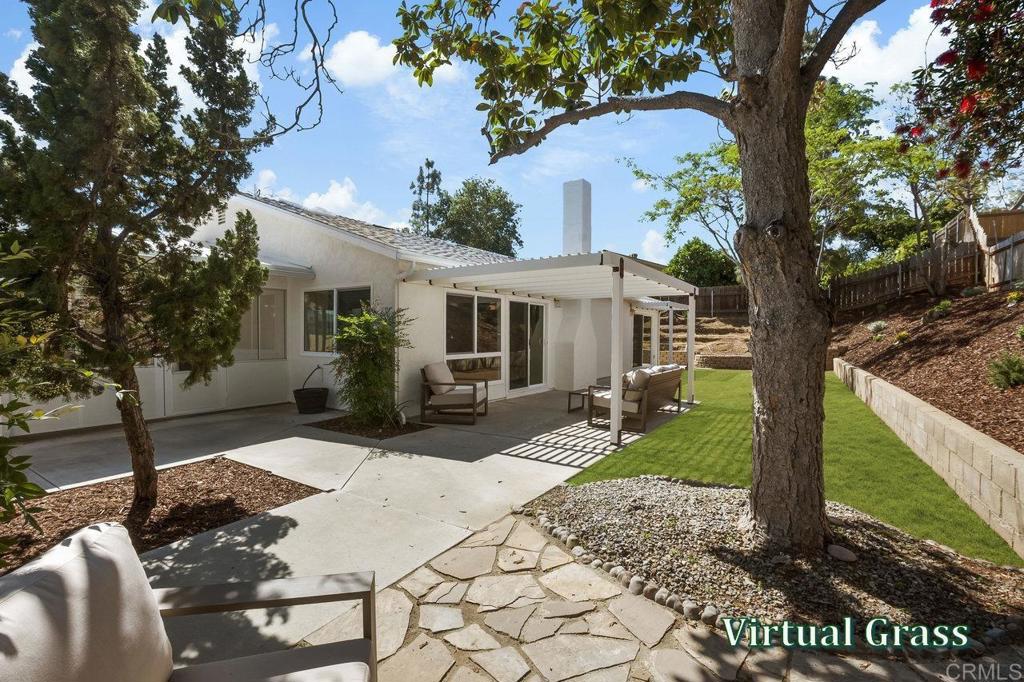 996 Terrace Crest