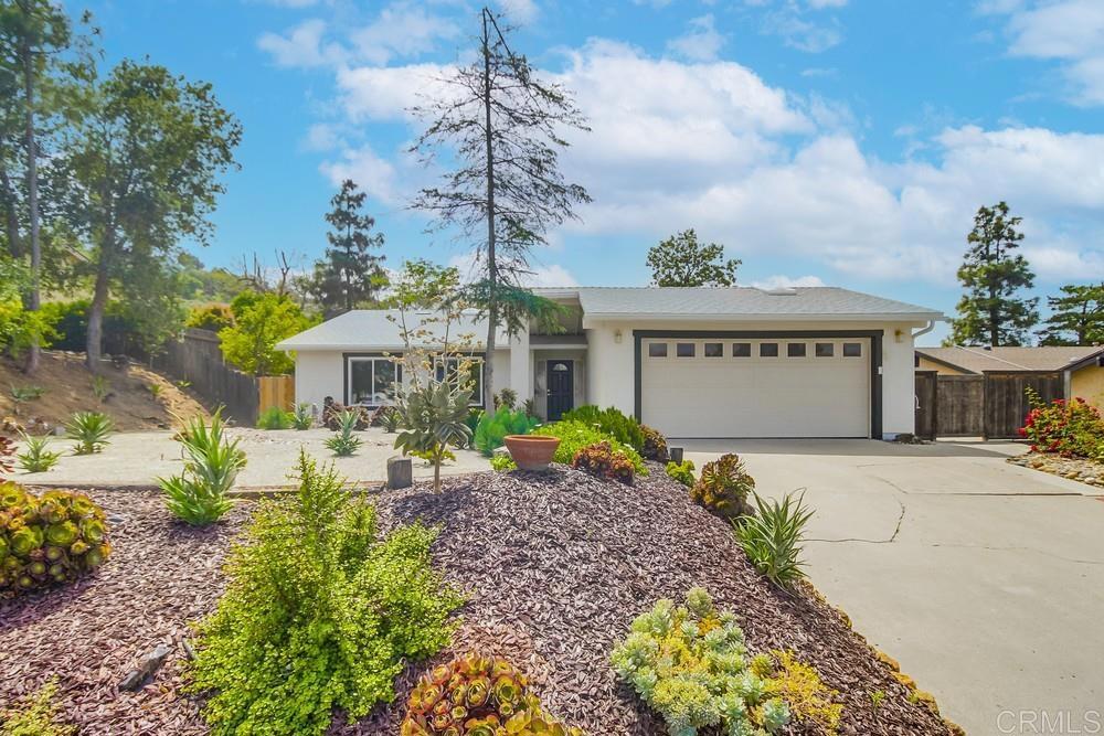 996 Terrace Crest