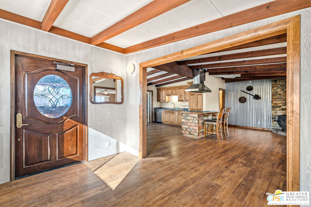 57158 Hillcrest Drive