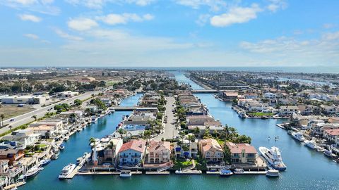 Tiny photo for 2230 Monaco Drive, Oxnard, CA 93035 (MLS # V1-32643)